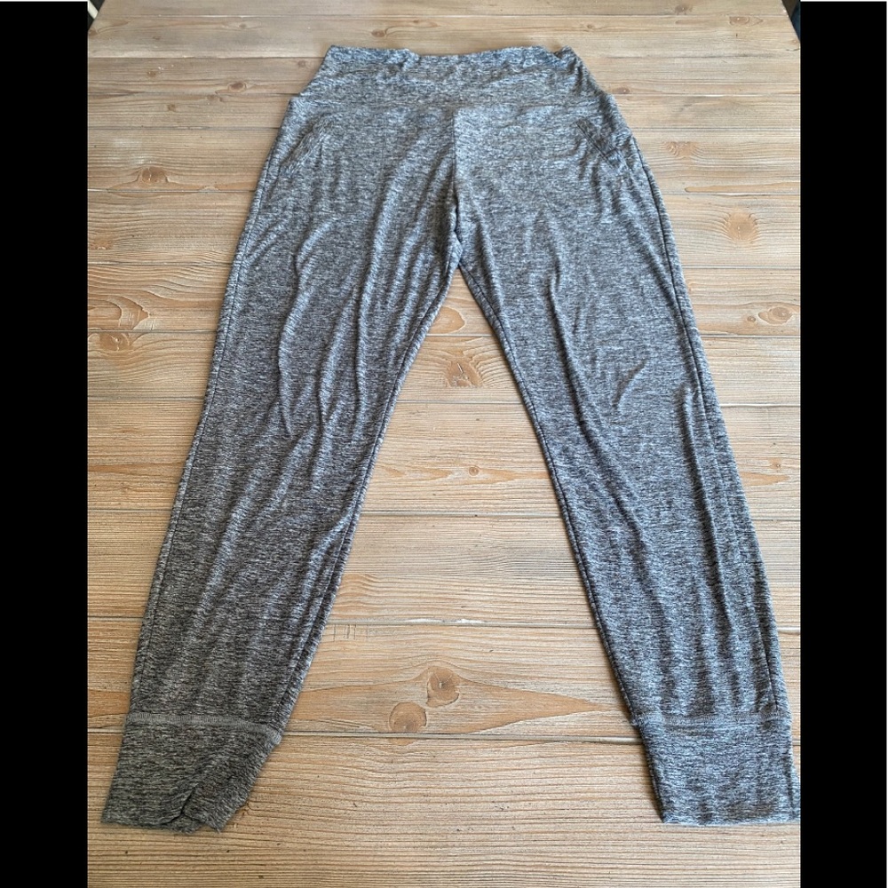 Beyond Yoga Jogger